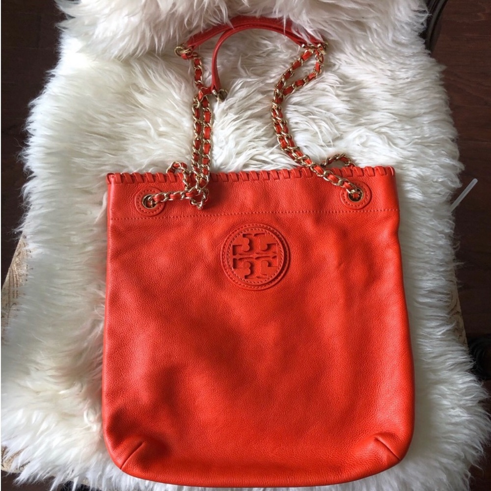 Rich Orange Tory Burch Convertible Shoulder/Crossbody Leather Bag